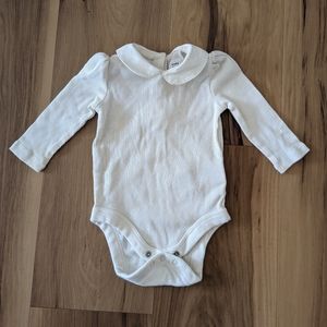 Baby Gap Size 3-6M Onesie Ivory Peter Pan Collar Ribbed Button Back Snap Closure